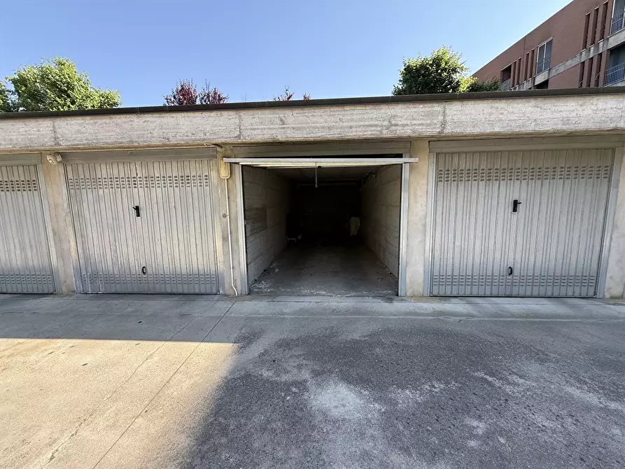 Immagine 7 di Appartamento in vendita  in Via Gavazzeni 1/B a Romano Di Lombardia