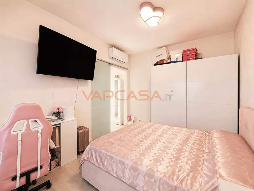 Immagine 8 di Appartamento in vendita  in VIA GIOVANNI PASCOLI 11 a Romano Di Lombardia