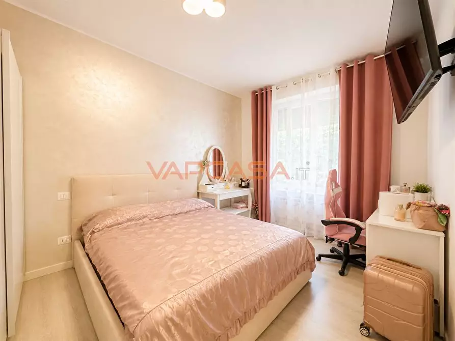 Immagine 5 di Appartamento in vendita  in VIA GIOVANNI PASCOLI 11 a Romano Di Lombardia