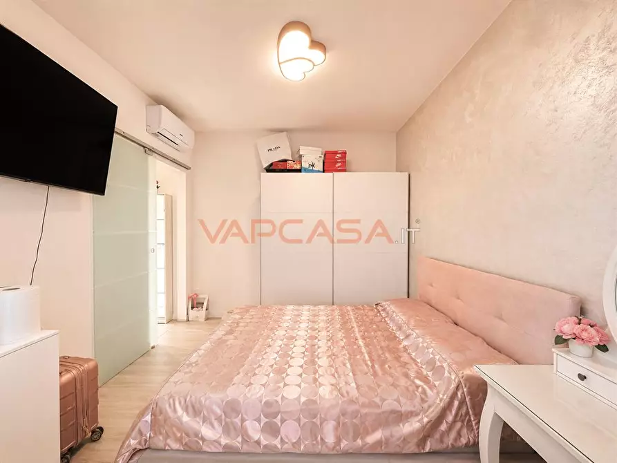 Immagine 7 di Appartamento in vendita  in VIA GIOVANNI PASCOLI 11 a Romano Di Lombardia
