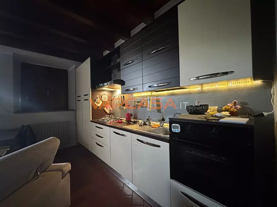 Immagine 3 di Appartamento in vendita  in via colloeni 14 a Cavernago