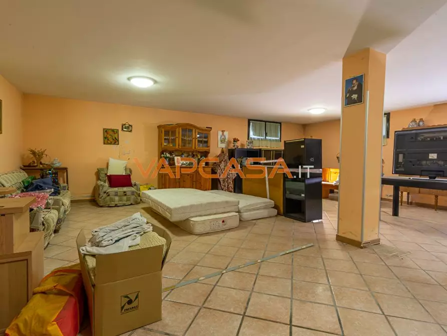 Immagine 4 di Appartamento in vendita  in Via Rossini a Lurano