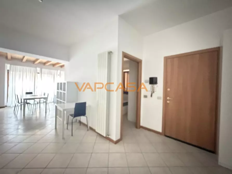 Immagine 5 di Appartamento in vendita  in VIA BRAMBILLA a Romano Di Lombardia