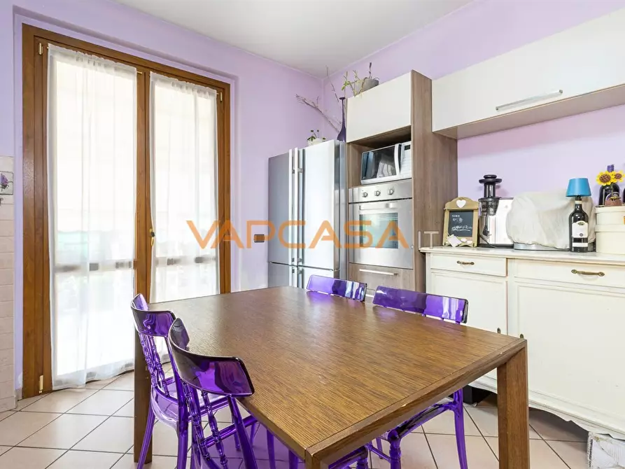 Immagine 3 di Villa in vendita  in VIA SOLFERINO 73 a Cividate Al Piano