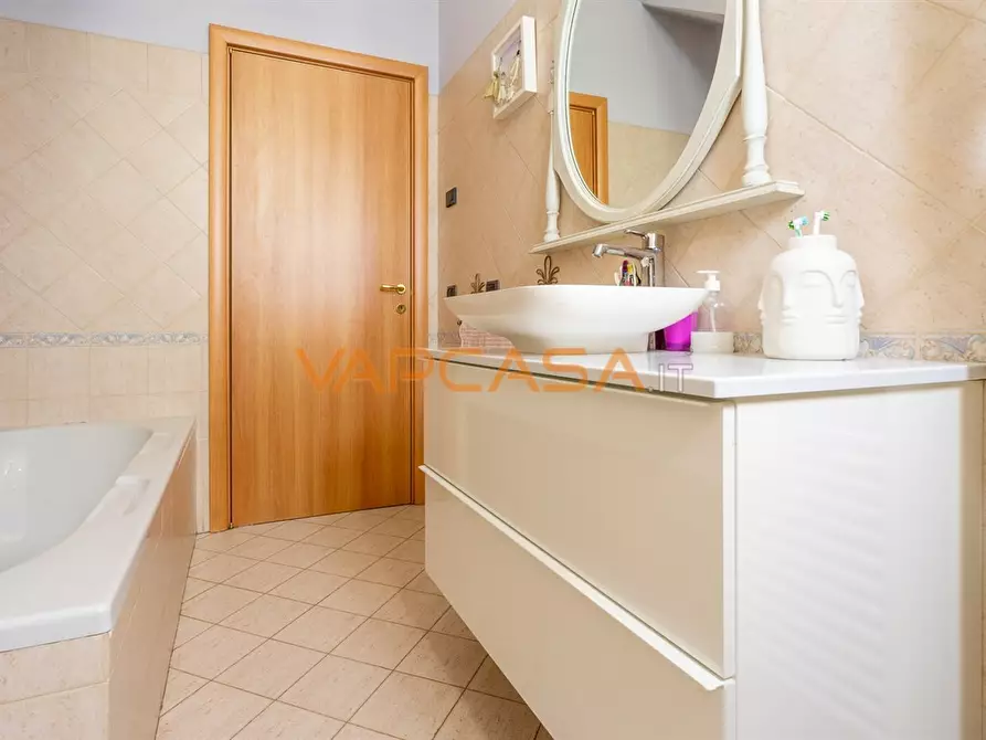 Immagine 6 di Villa in vendita  in VIA SOLFERINO 73 a Cividate Al Piano