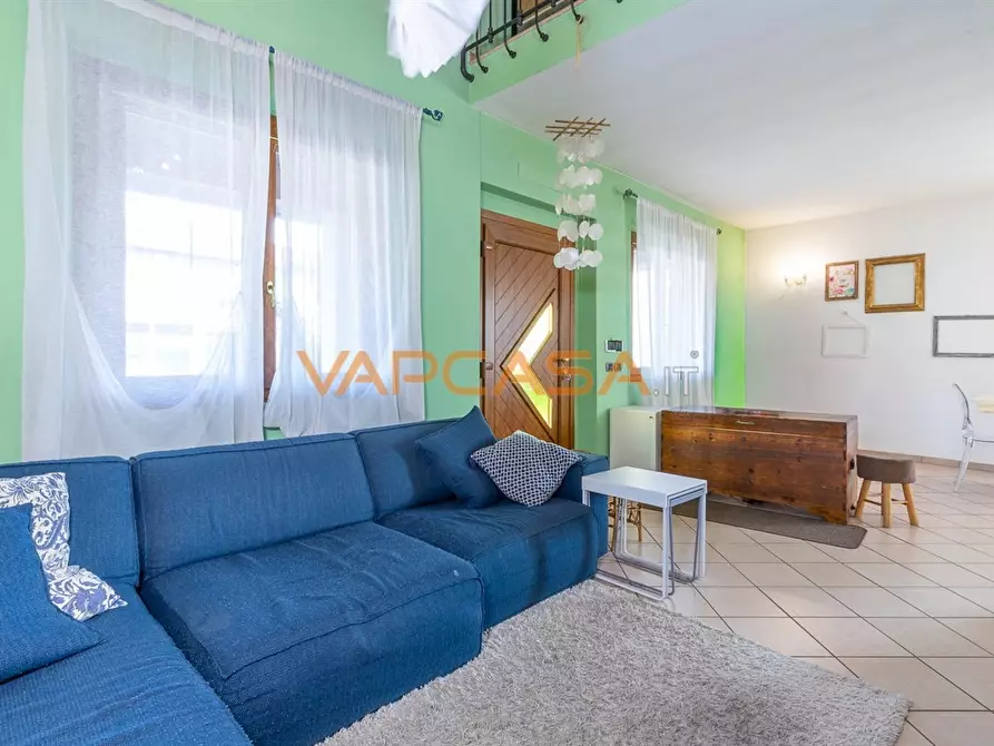 Immagine 1 di Villa in vendita  in VIA SOLFERINO 73 a Cividate Al Piano