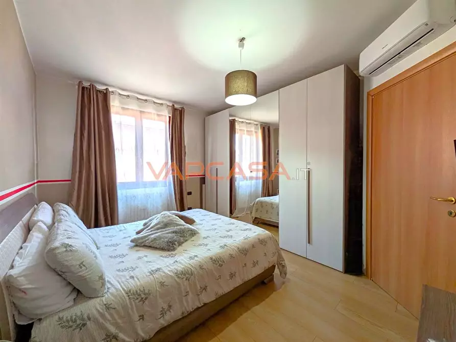 Immagine 7 di Appartamento in vendita  in via boltiere 29 a Ciserano