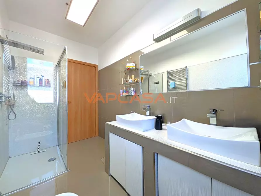 Immagine 5 di Appartamento in vendita  in via boltiere 29 a Ciserano