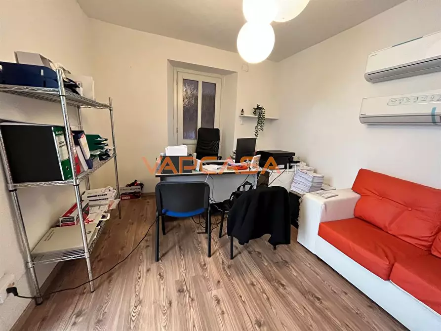 Immagine 5 di Ufficio in vendita  in VIA TADINI SNC a Romano Di Lombardia