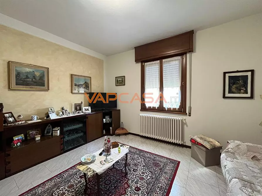 Immagine 7 di Appartamento in vendita  in VIA PUCCINI a Lurano