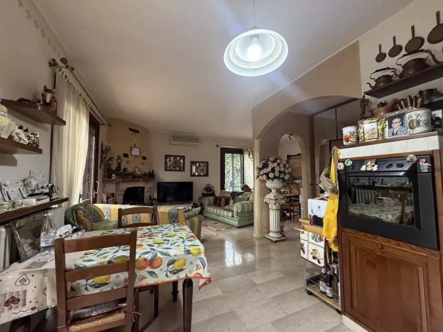 Immagine 6 di Villa in vendita  in VIA MASCAGNI 2 a Palazzolo Sull'oglio