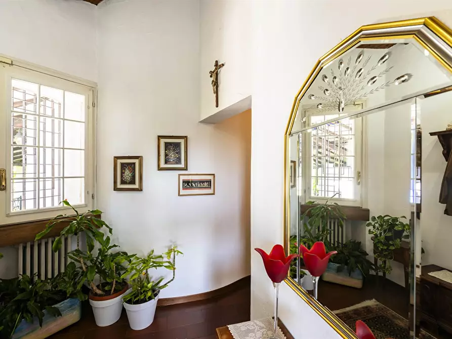 Immagine 3 di Villa in vendita  in VIA UGO FOSCOLO 9 a Credaro
