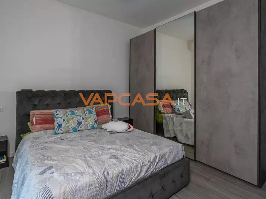 Immagine 1 di Appartamento in vendita  in VIA RAFFAELLO a Urgnano