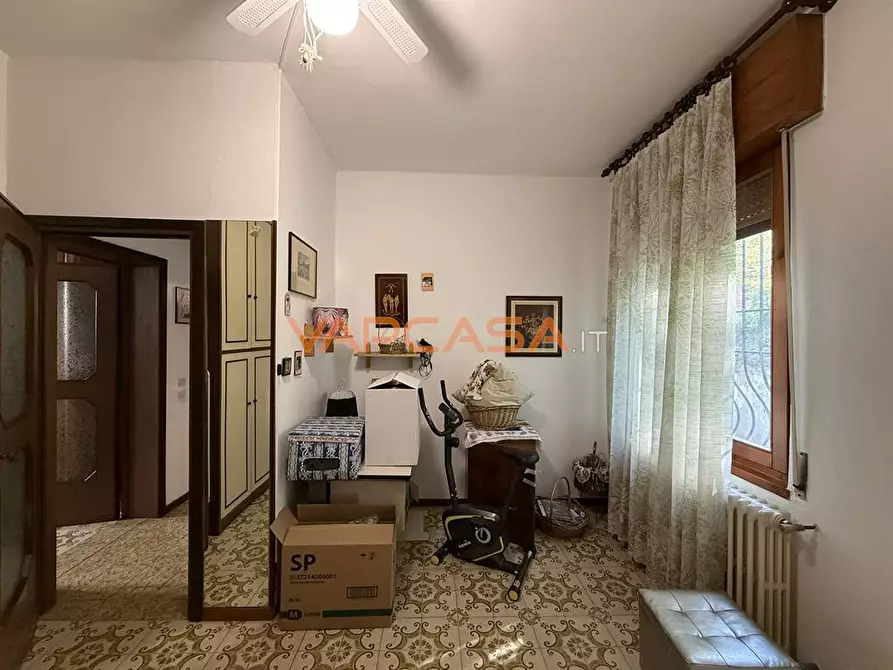 Immagine 5 di Villa in vendita  a Romano Di Lombardia