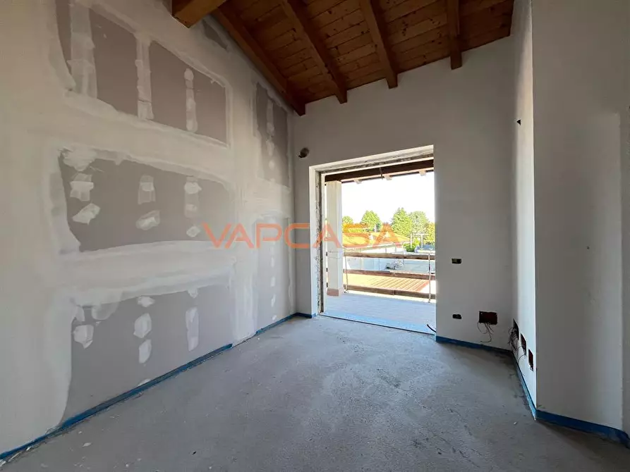Immagine 2 di Villetta a schiera in vendita  in VIA MONTE BIANCO a Castel Rozzone