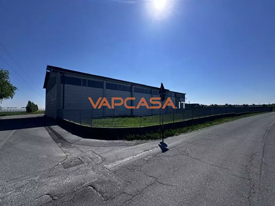 Immagine 7 di Capannone industriale in vendita  in VIA CAPPUCCINI 100 a Romano Di Lombardia