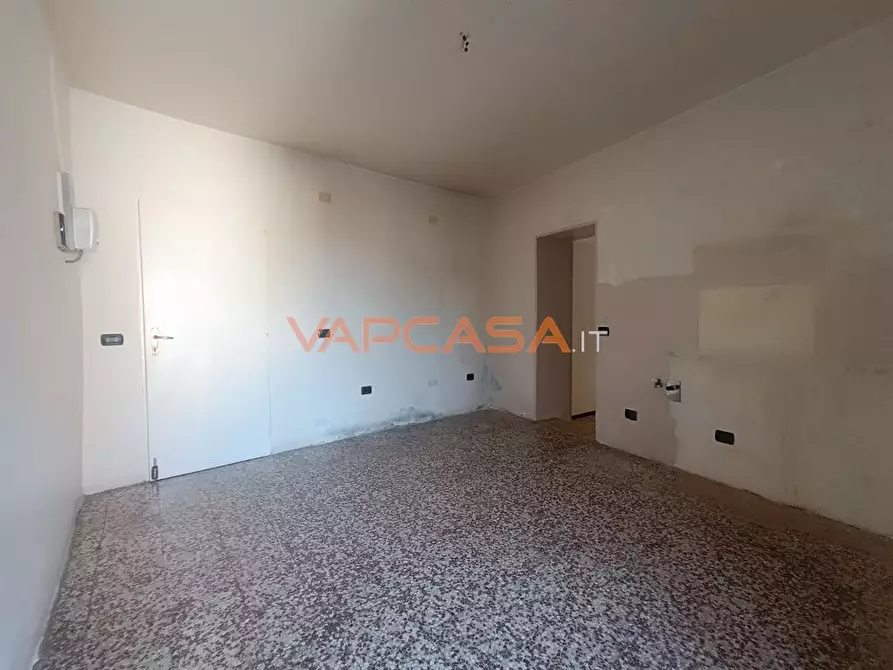 Immagine 9 di Casa indipendente in vendita  in VIA ROCCA a Urgnano