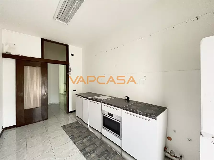 Immagine 3 di Appartamento in vendita  in CASNIDA a Treviglio