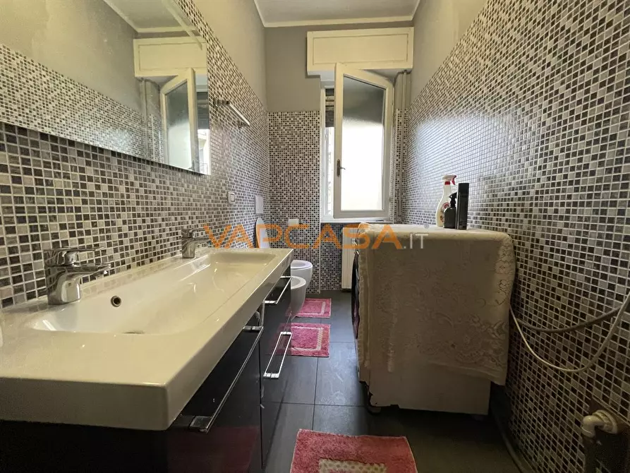 Immagine 2 di Appartamento in vendita  in VIA INDIPENDENZA a Romano Di Lombardia