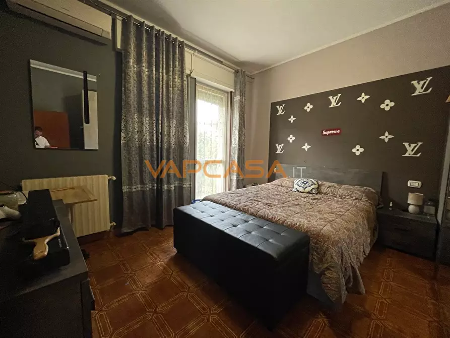 Immagine 4 di Appartamento in vendita  in VIA INDIPENDENZA a Romano Di Lombardia