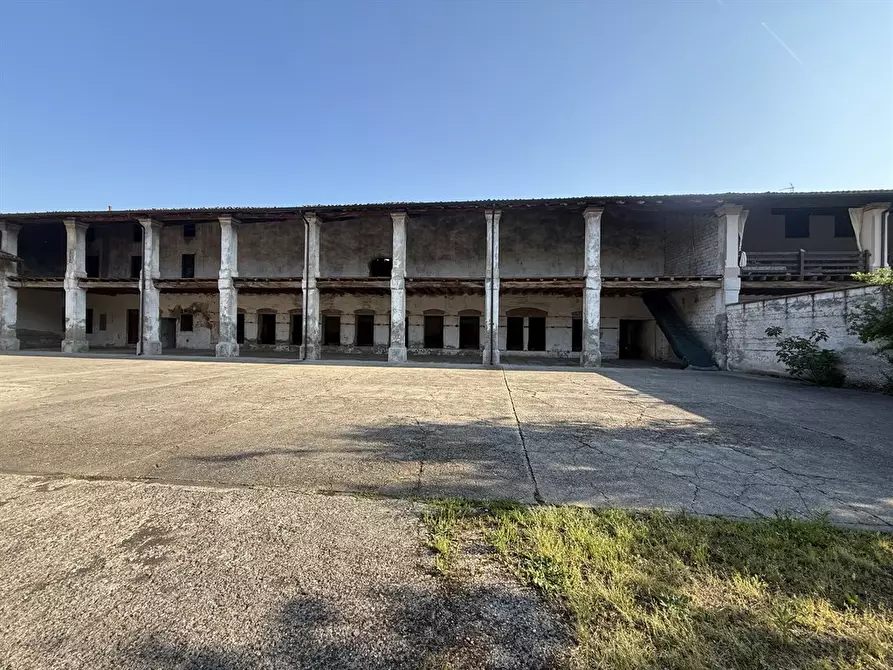 Immagine 6 di Rustico / casale in vendita  in VIA FIUME OGLIO 1 a Roccafranca