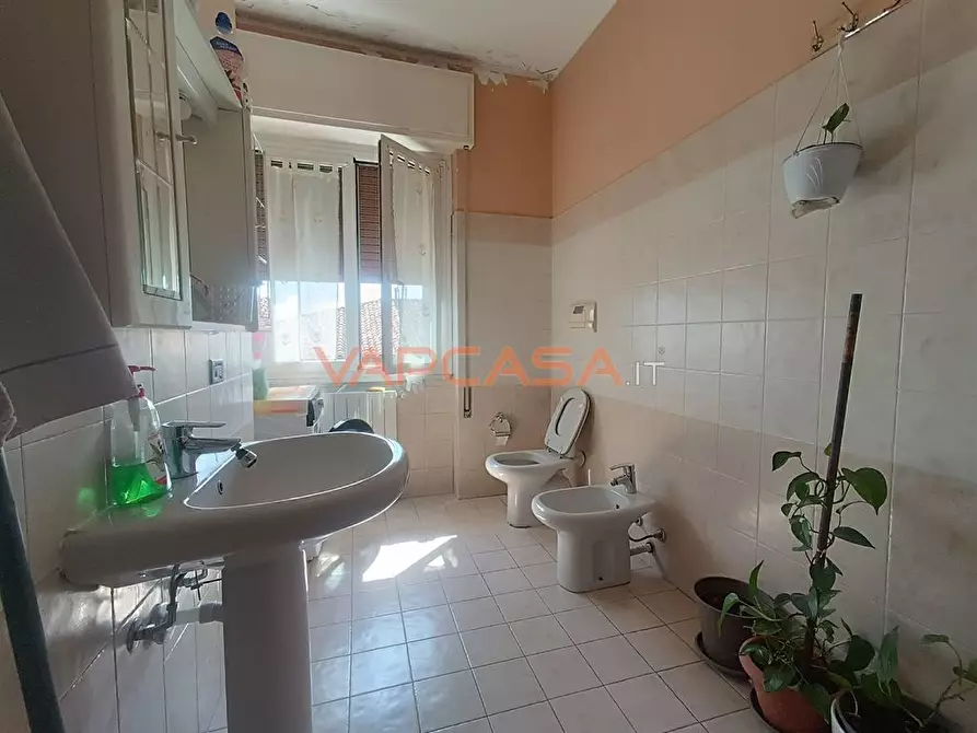 Immagine 2 di Appartamento in vendita  in VIA QUARENGHI a Castelli Calepio