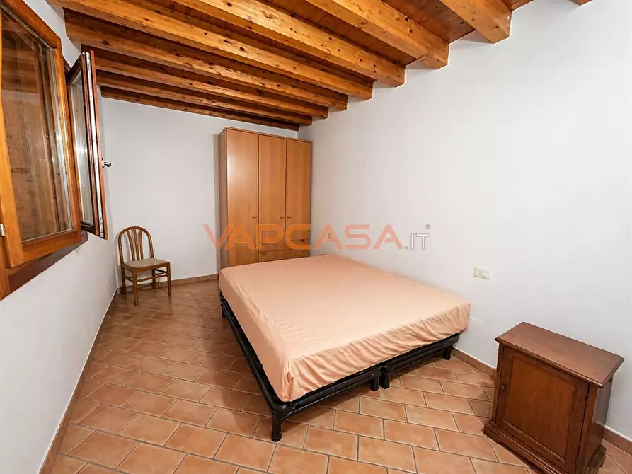 Immagine 6 di Appartamento in vendita  in PIAZZA PAPA GIOVANNI XXIII SNC a Romano Di Lombardia