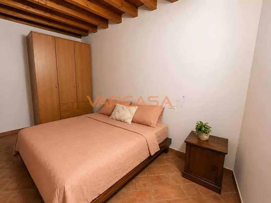 Immagine 5 di Appartamento in vendita  in PIAZZA PAPA GIOVANNI XXIII SNC a Romano Di Lombardia
