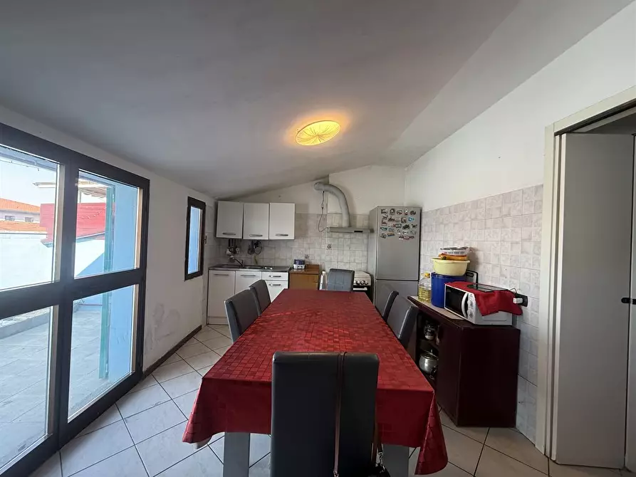 Immagine 7 di Appartamento in vendita  in VIA GIOVANNI PAOLO II 145 a Romano Di Lombardia