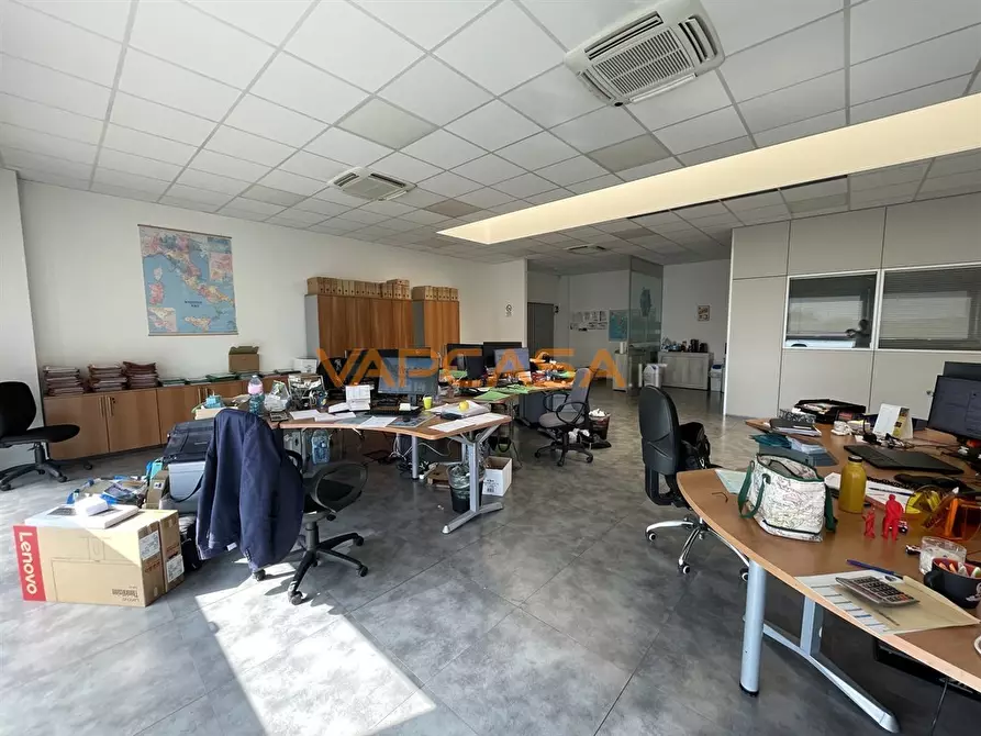 Immagine 7 di Ufficio in affitto  in via silone a Urgnano