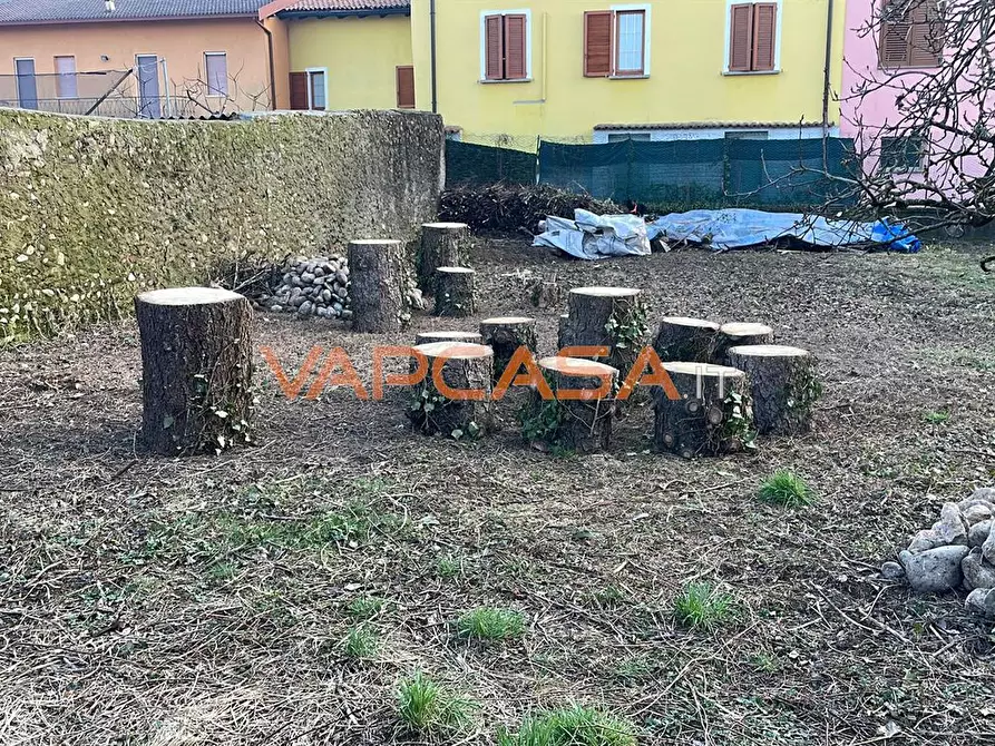 Immagine 4 di Rustico / casale in vendita  in PIAZZA ROMA a Levate