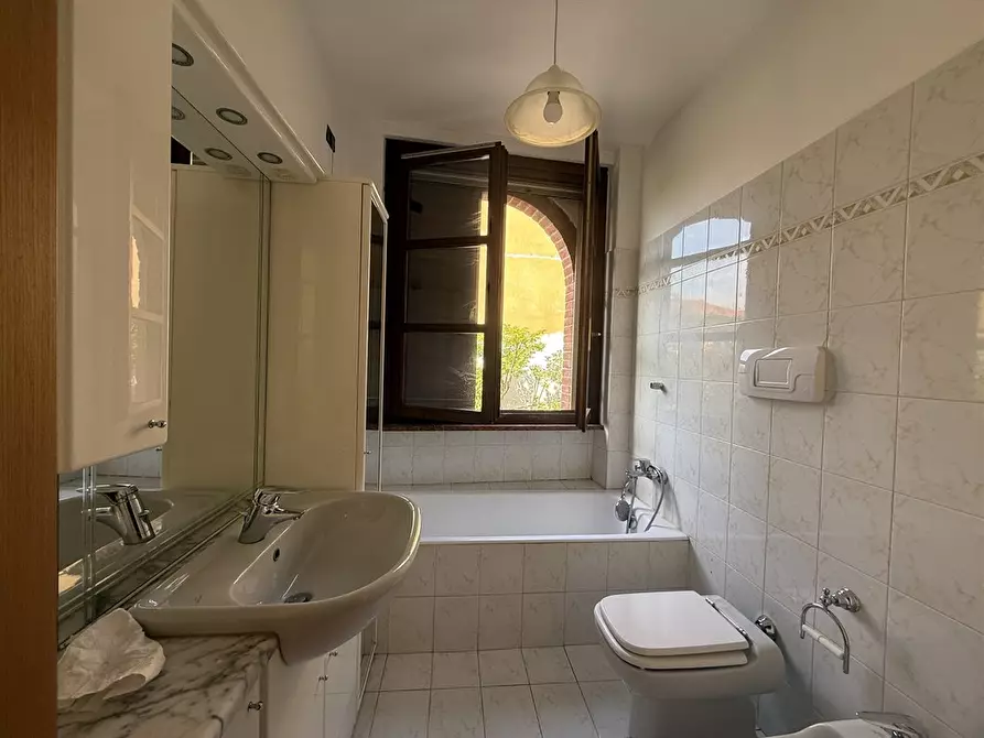Immagine 9 di Appartamento in vendita  in VIA CARVSAGLIO 20 a Palazzolo Sull'oglio