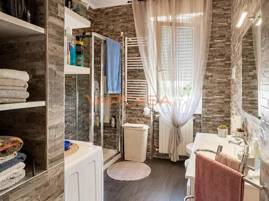 Immagine 6 di Appartamento in vendita  in via guglielmo marconi 6 a Ghisalba