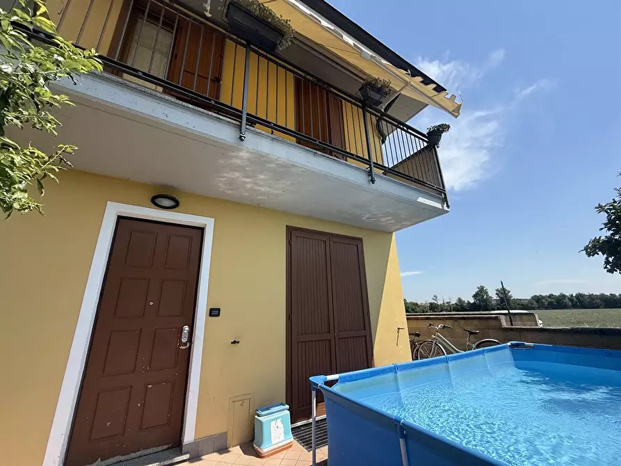 Immagine 3 di Villa in vendita  in VIA ARTURO TOSCANINI 1 a Calcio