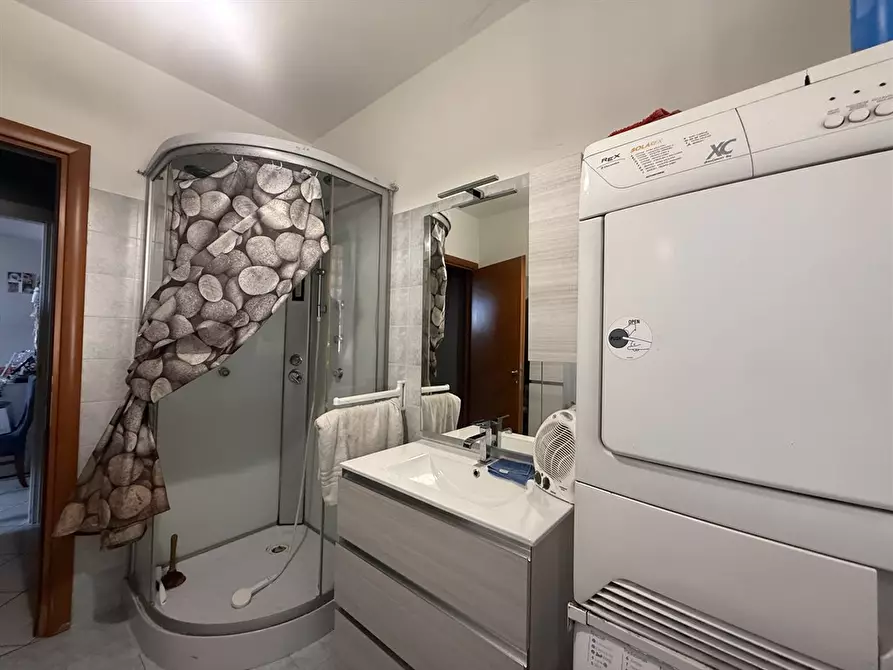 Immagine 8 di Villa in vendita  in VIA ARTURO TOSCANINI 1 a Calcio