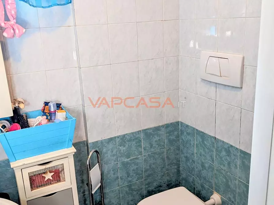 Immagine 3 di Appartamento in vendita  in via vittorio veneto a Ciserano