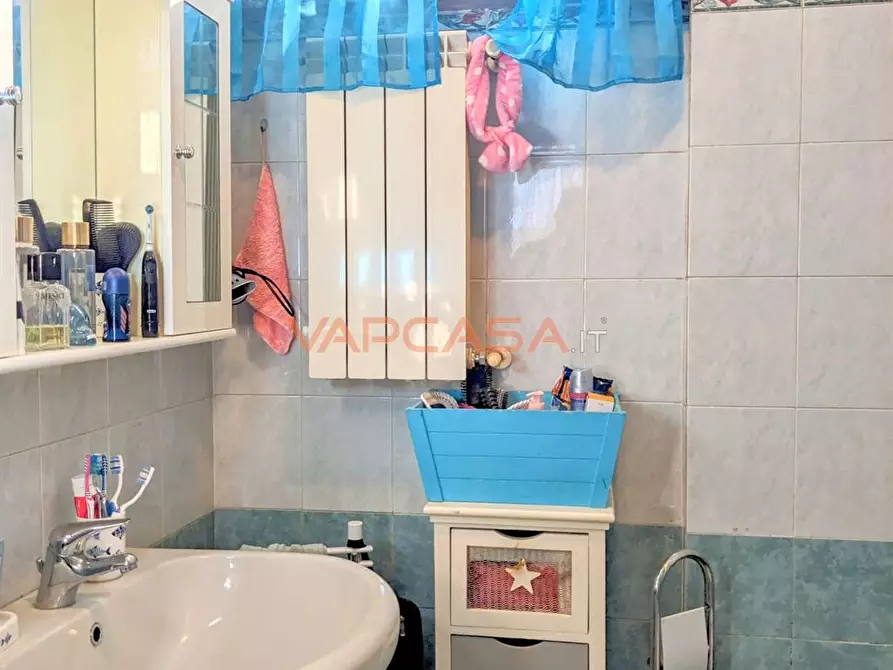 Immagine 2 di Appartamento in vendita  in via vittorio veneto a Ciserano