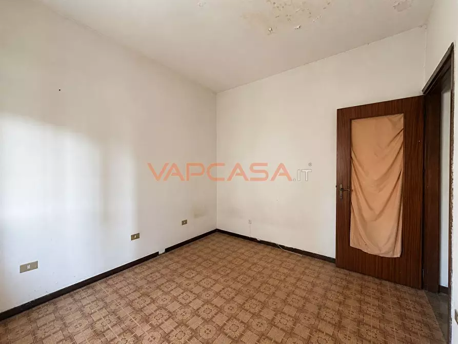 Immagine 6 di Appartamento in vendita  in VIA RONCAGLIE 8 a Calcio