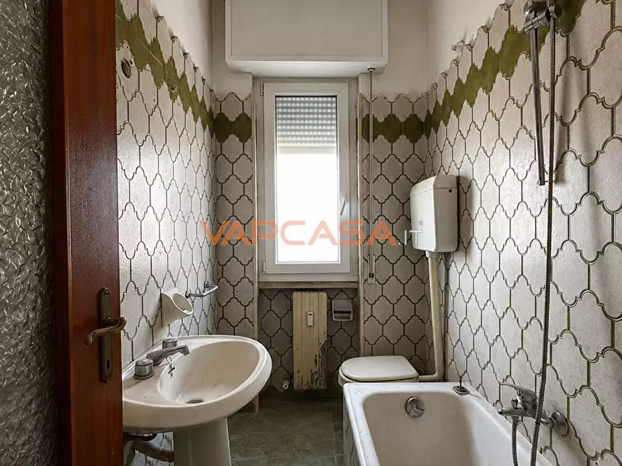 Immagine 8 di Appartamento in vendita  in VIA RONCAGLIE 8 a Calcio