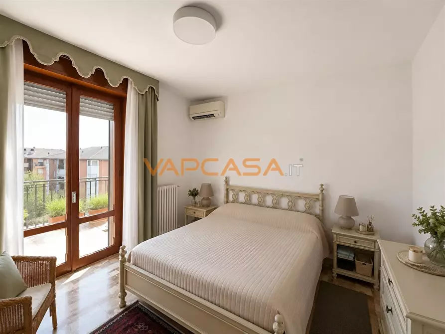 Immagine 8 di Appartamento in vendita  in via Duca D'Aosta a Romano Di Lombardia
