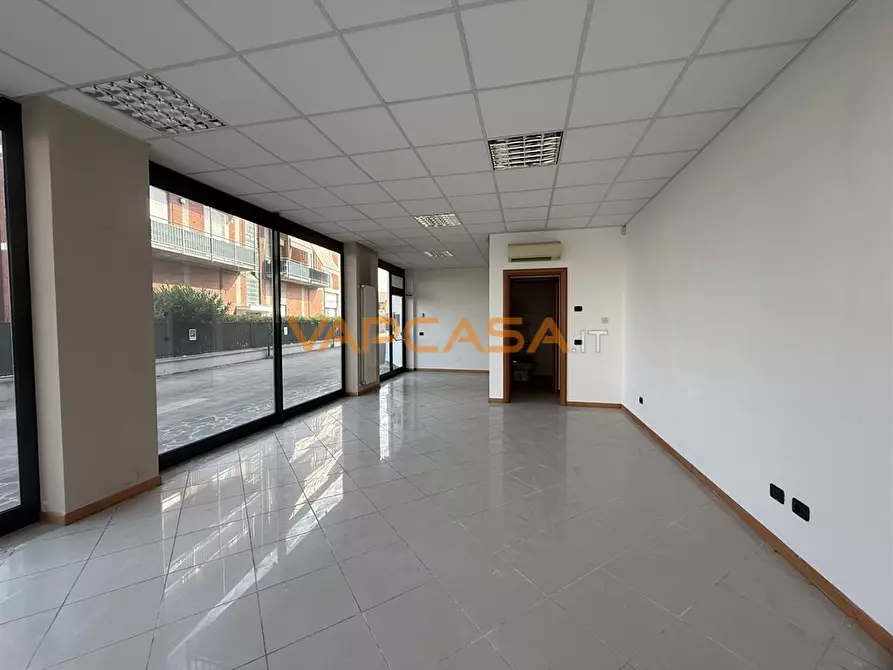 Immagine 7 di Negozio in vendita  in VIA PAPA GIOVANNI XIII 1 a Palosco