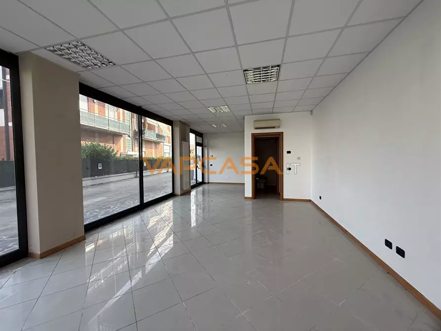 Immagine 4 di Negozio in vendita  in VIA PAPA GIOVANNI XIII 1 a Palosco