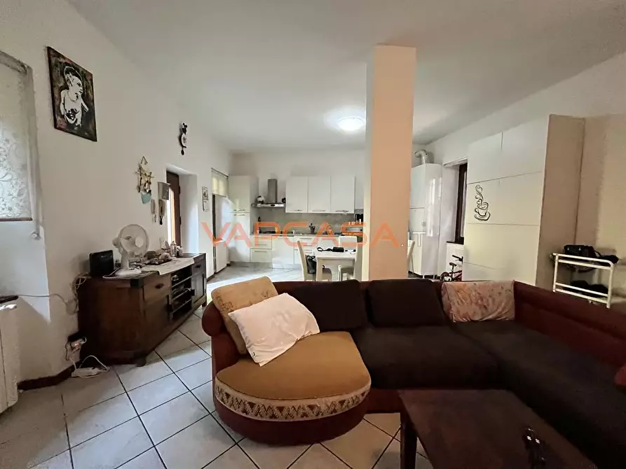 Immagine 1 di Casa indipendente in vendita  a Romano Di Lombardia