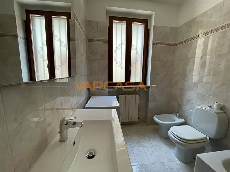 Immagine 4 di Appartamento in vendita  in VIA DONIZETTI a Cologno Al Serio