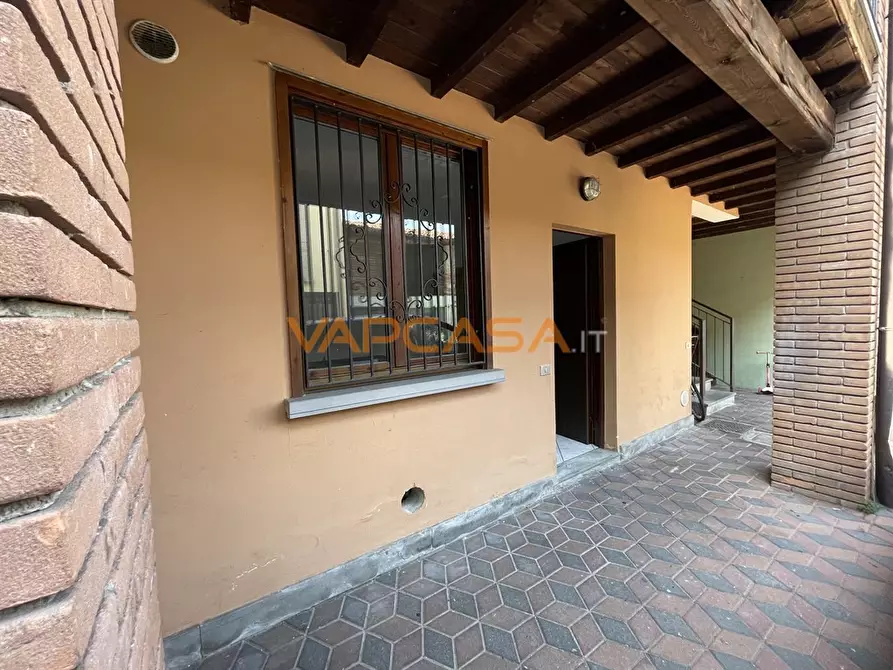 Immagine 9 di Appartamento in vendita  in VIA DONIZETTI a Cologno Al Serio
