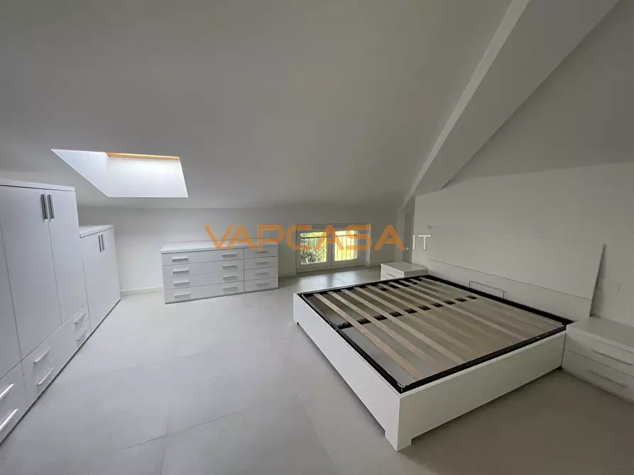 Immagine 3 di Appartamento in vendita  in via crema a Romano Di Lombardia