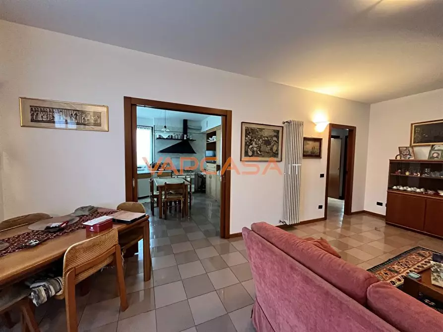 Immagine 5 di Villa in vendita  in VIA UMBERTO I 31 a Bariano