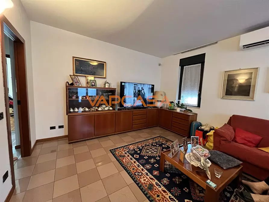 Immagine 8 di Villa in vendita  in VIA UMBERTO I 31 a Bariano