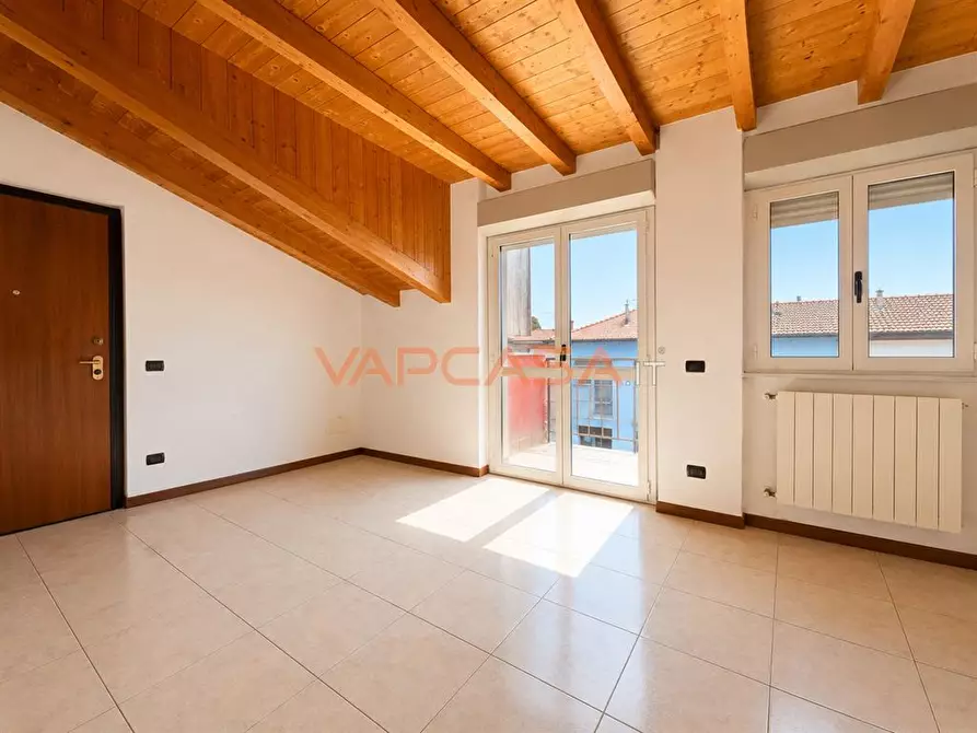 Immagine 4 di Appartamento in vendita  in osio sotto via brembate a Osio Sotto