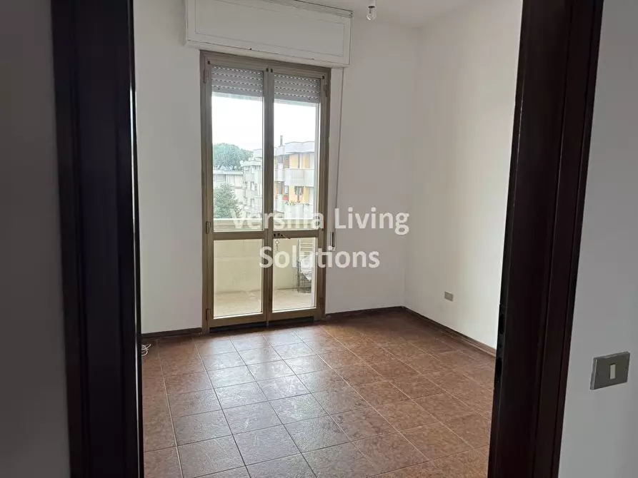 Immagine 8 di Appartamento in vendita  in Via Udine 45 a Viareggio